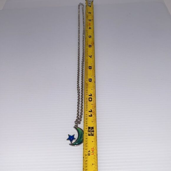 Moon And Star Mood Necklace With Silver Tone 24" Rope Chain - Picture 4 of 7